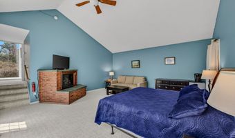 138 Guider Ln, Bethlehem, NH 03574