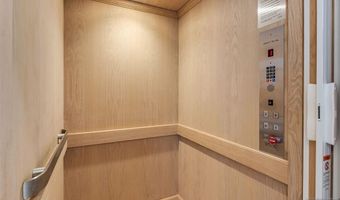 19 Rio Vista Dr, Alpine, NJ 07620
