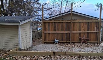 1519 S Lakeshore Dr, Albion, IN 46701