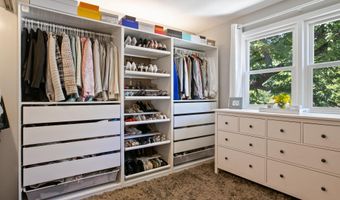 2606 N QUINCY St, Arlington, VA 22207