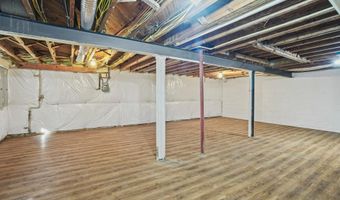 5604 HOOVER St, Bethesda, MD 20817