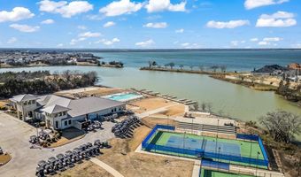 2407 Resort Dr, Heath, TX 75126