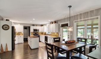 6765 WINDERMERE Ct, Allentown, PA 18104