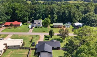 726 BERNARD COUCH Dr, Anniston, AL 36207