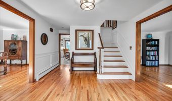 773 Devonwood Dr, Cheshire, CT 06410