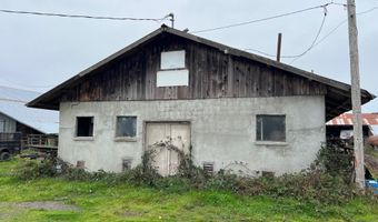 1127 Moxon Ln, Arcata, CA 95521