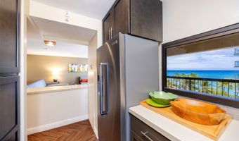 2470 Kalakaua Ave 704, Honolulu, HI 96815