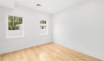 35 Anchor Way, Newport, RI 02840