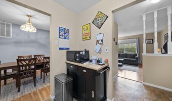 516 Wellington Pl, Aberdeen, NJ 07747