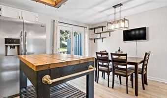 47 Morgan Ave 45, Johnston, RI 02919