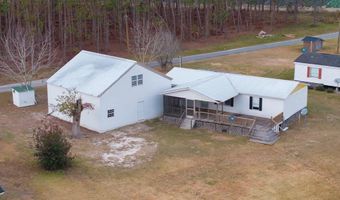 548 Walker Ln, Baxley, GA 31515