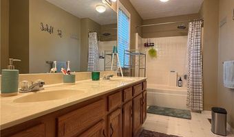 1529 Creekside Rd, Amelia, OH 45102