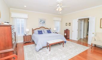 106 Glenside Dr, Brandon, MS 39042