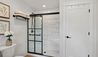 22194 S BEAVERCREEK Rd, Beavercreek, OR 97004
