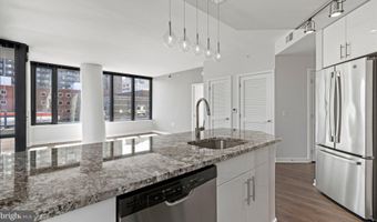 8300 WISCONSIN Ave 1B-1-933, Bethesda, MD 20814