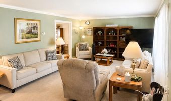 2605 KENHILL Dr, Bowie, MD 20715