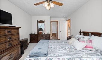 118 Ambleside Way, Amherst, OH 44001