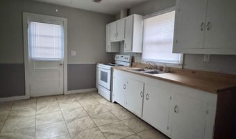 114 S PARKWAY Ave, Bethel Springs, TN 38315