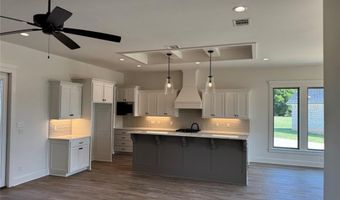 319 Newport Ln, Benton, LA 71006