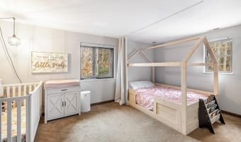 57 Center Rd, Canterbury, NH 03224