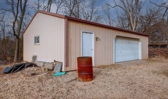 625 N 9th St, Arkansas City, KS 67005