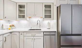 4977 BATTERY Ln #1-210, Bethesda, MD 20814