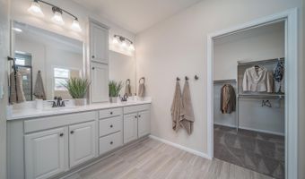 21815 E 51st Dr, Aurora, CO 80019