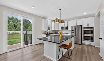 2137 Henley Woods Dr, Arnold, MO 63010