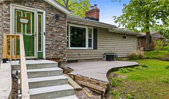 107 Hilltop Dr, Amherst, OH 44001
