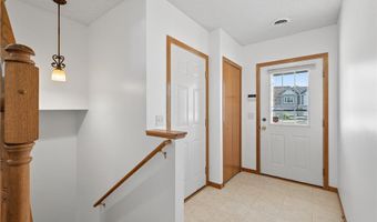 6406 157th St W, Apple Valley, MN 55124