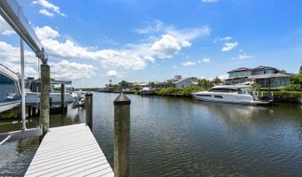 949 ALLEGRO Ln, Apollo Beach, FL 33572
