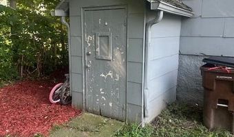 141 E Maple Ave, Adrian, MI 49221
