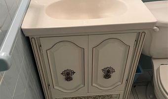 504 Mount Vernon Dr, Albemarle, NC 28001