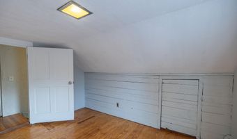 27 Flanders St, Auburn, ME 04210