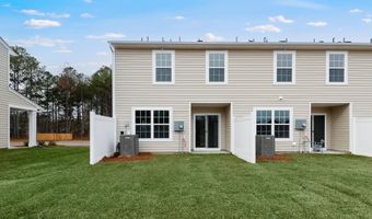1062 C Dominy Ct, Camden, SC 29020