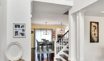 355 WESTVIEW Dr, Akron, PA 17501