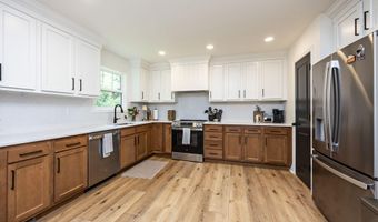 107 Springhill Dr, Bardstown, KY 40004