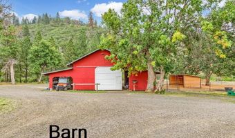 2245 Colestin Rd, Ashland, OR 97520