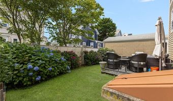 13 Vaughan Ave, Newport, RI 02840