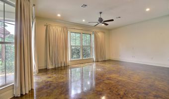 7470 Sevenoaks Ave, Baton Rouge, LA 70806