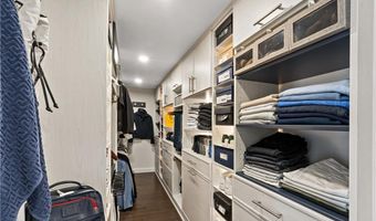 166 New Meadow Rd, Barrington, RI 02806