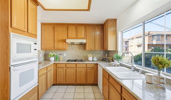 141 California St H, Arcadia, CA 91006