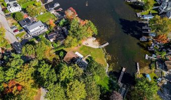 79 Lake Dr, Glocester, RI 02814