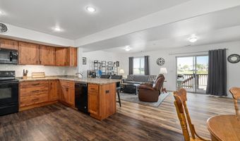 6610 PAINTED ROCK Trl, Cheyenne, WY 82001
