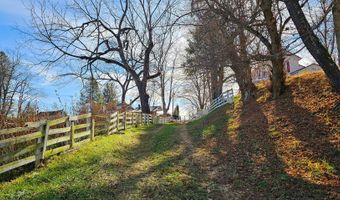 532 Spring St, Alderson, WV 24910