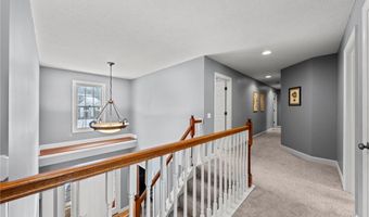 635 Prestige Woods Blvd, Aurora, OH 44202