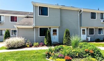 66 Girard Ave 322, Newport, RI 02840