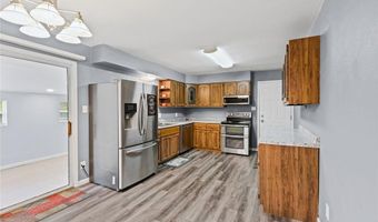 1963 Maple Ln, Arnold, MO 63010