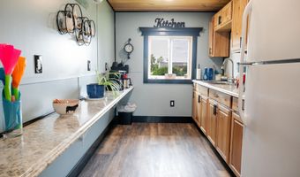 875 Hammond St, Bangor, ME 04401