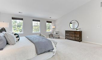 43820 LAUREL RIDGE Dr, Ashburn, VA 20147